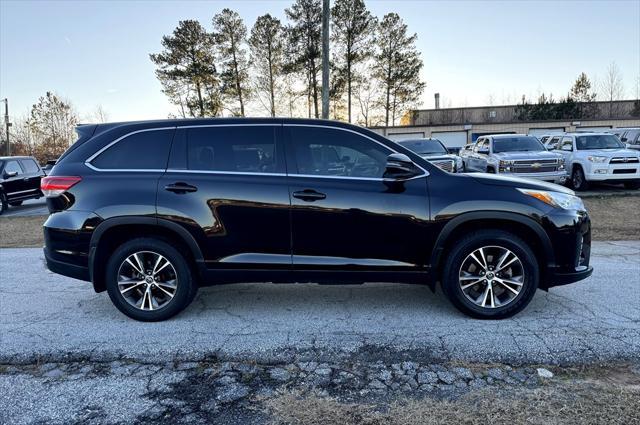 used 2019 Toyota Highlander car, priced at $16,995