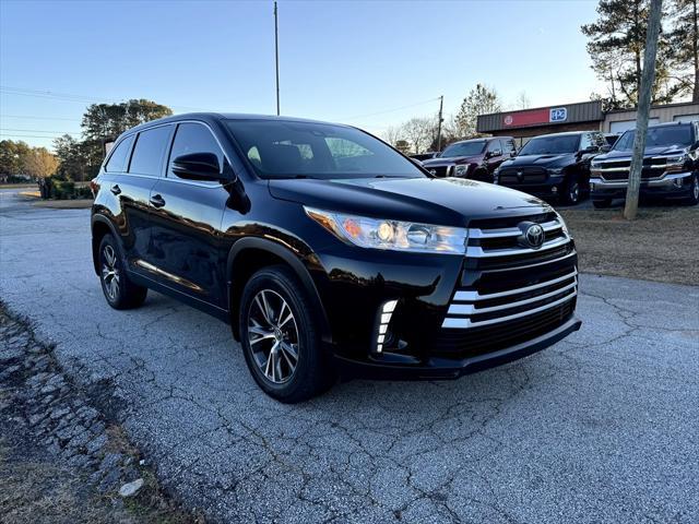 used 2019 Toyota Highlander car, priced at $16,995