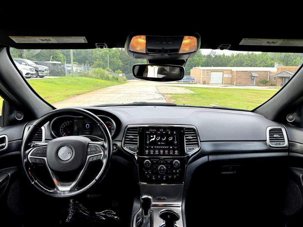 used 2021 Jeep Grand Cherokee car, priced at $17,995