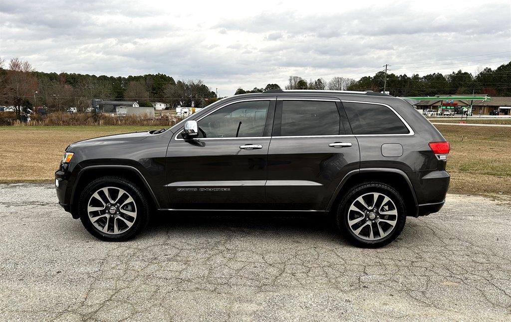 used 2017 Jeep Grand Cherokee car, priced at $18,995