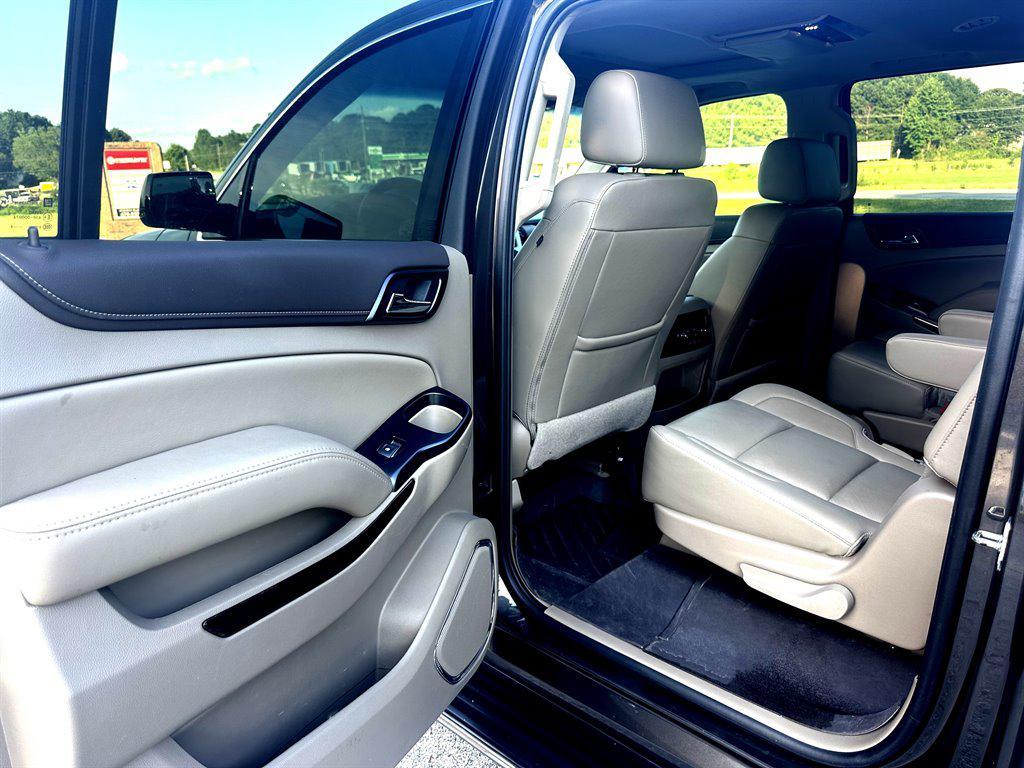 used 2019 GMC Yukon XL car, priced at $34,995