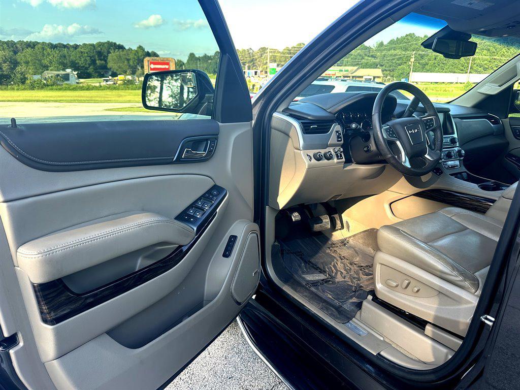 used 2019 GMC Yukon XL car, priced at $34,995