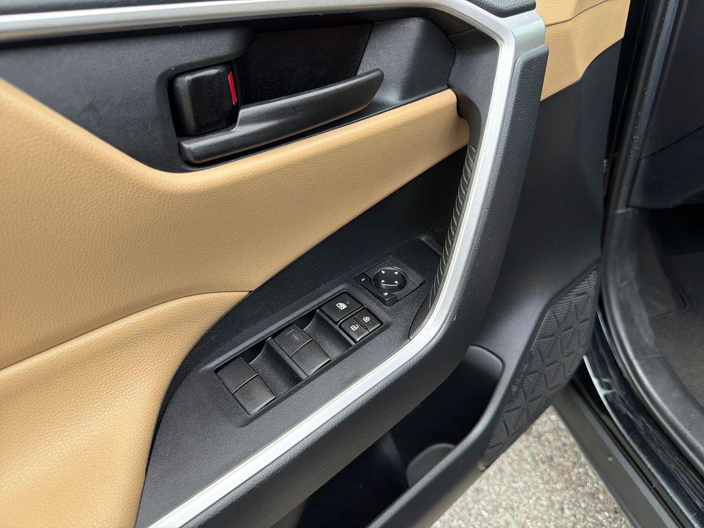 used 2020 Toyota RAV4 car, priced at $18,993
