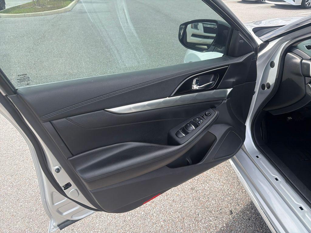 used 2020 Nissan Maxima car, priced at $21,380