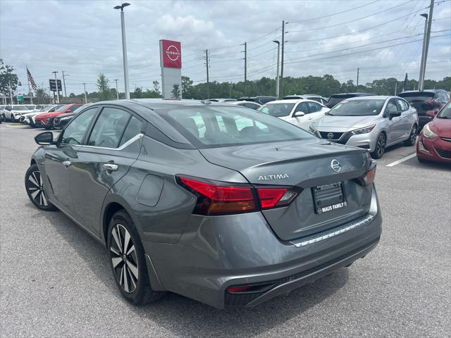 used 2022 Nissan Altima car, priced at $24,321