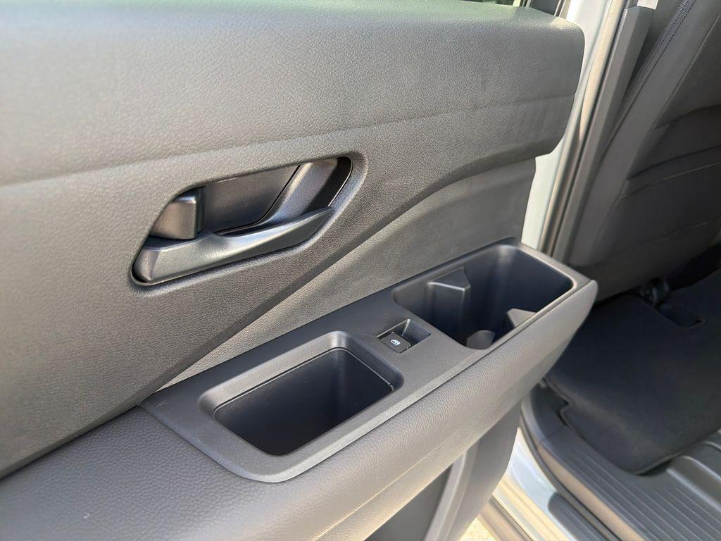 new 2025 Nissan Pathfinder car, priced at $40,486