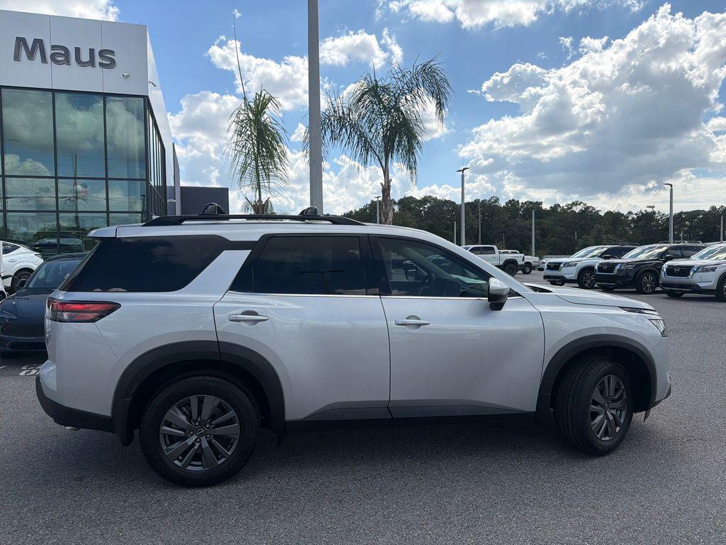 new 2025 Nissan Pathfinder car, priced at $40,486