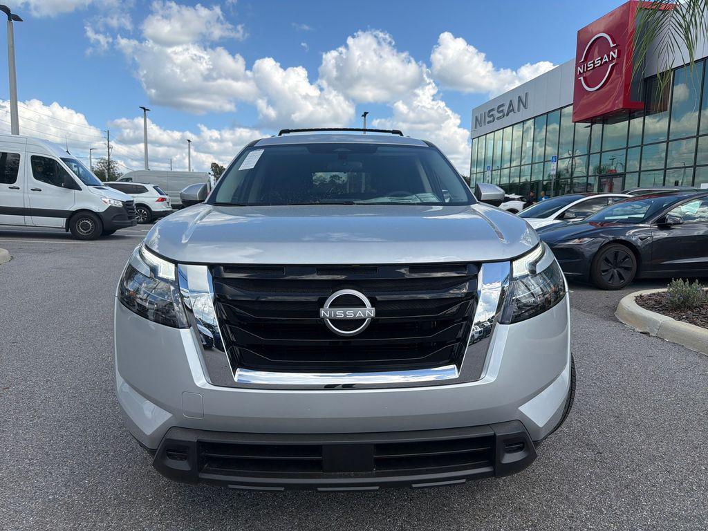 new 2025 Nissan Pathfinder car, priced at $40,486