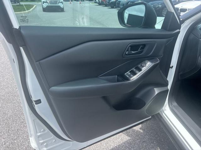 new 2025 Nissan Rogue car, priced at $29,276