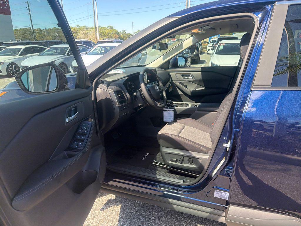 new 2026 Nissan Rogue car, priced at $31,008