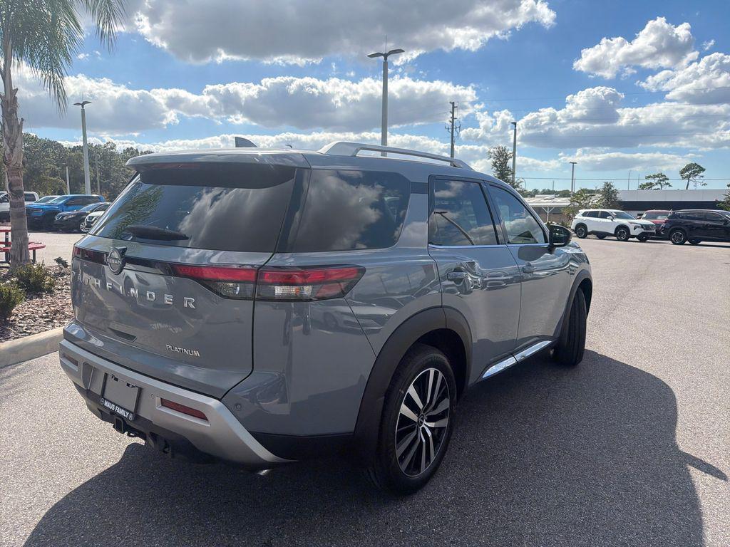 new 2025 Nissan Pathfinder car, priced at $49,671