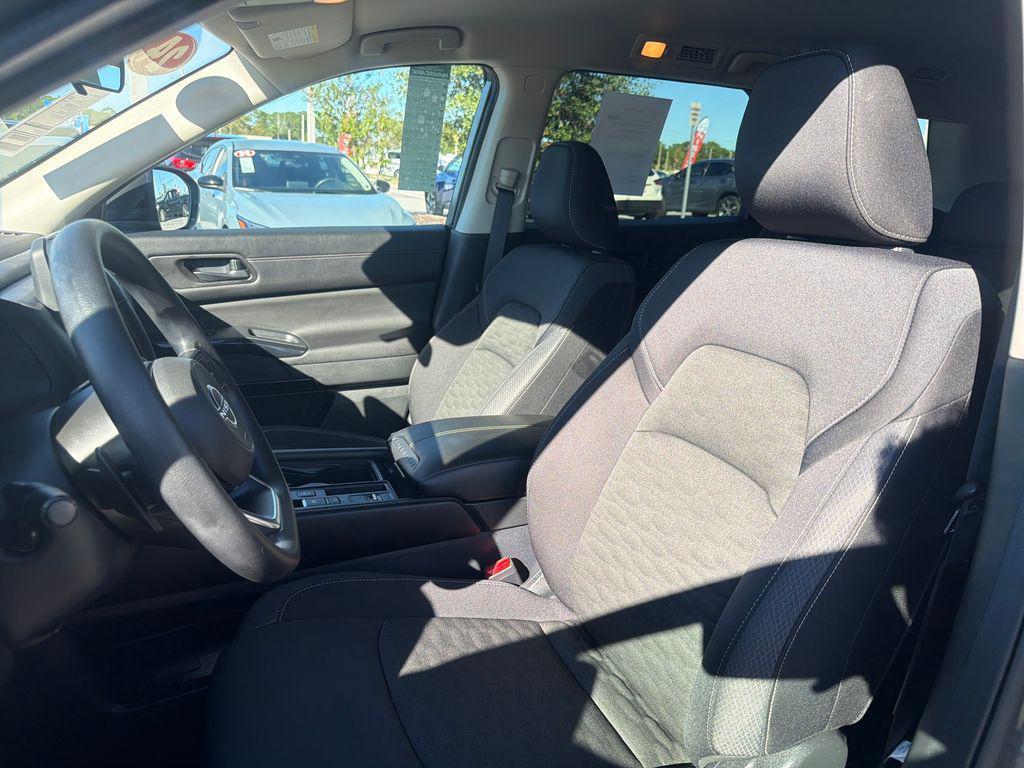 used 2024 Nissan Pathfinder car, priced at $30,744