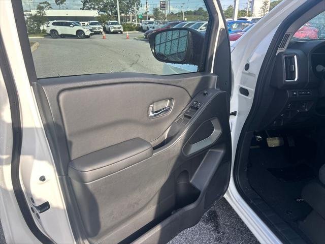 new 2025 Nissan Frontier car, priced at $38,968