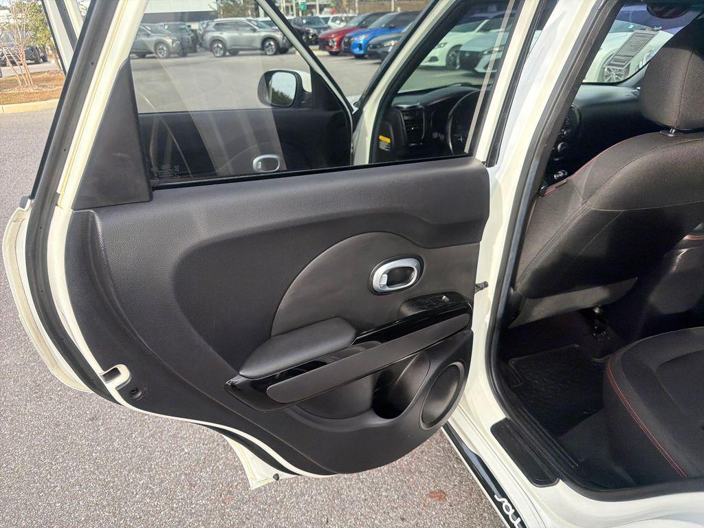 used 2016 Kia Soul car, priced at $7,998