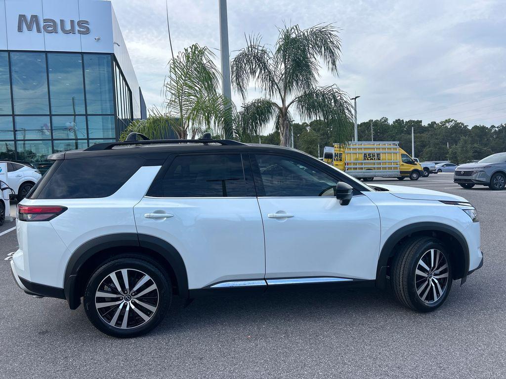 new 2025 Nissan Pathfinder car, priced at $49,074