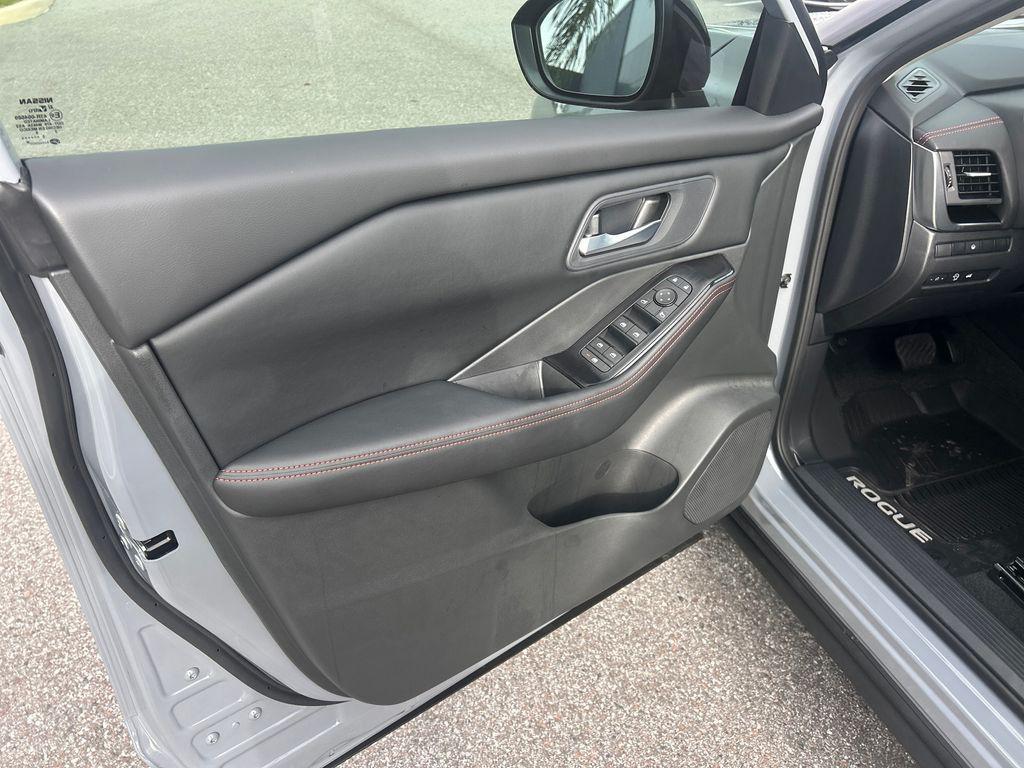 new 2026 Nissan Rogue car, priced at $35,001