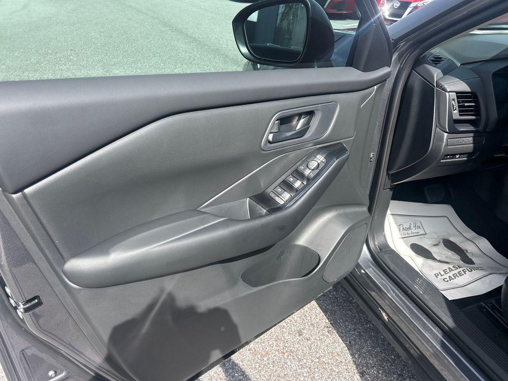 new 2026 Nissan Rogue car, priced at $31,385