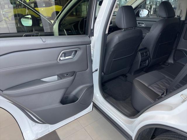new 2025 Nissan Rogue car, priced at $41,461