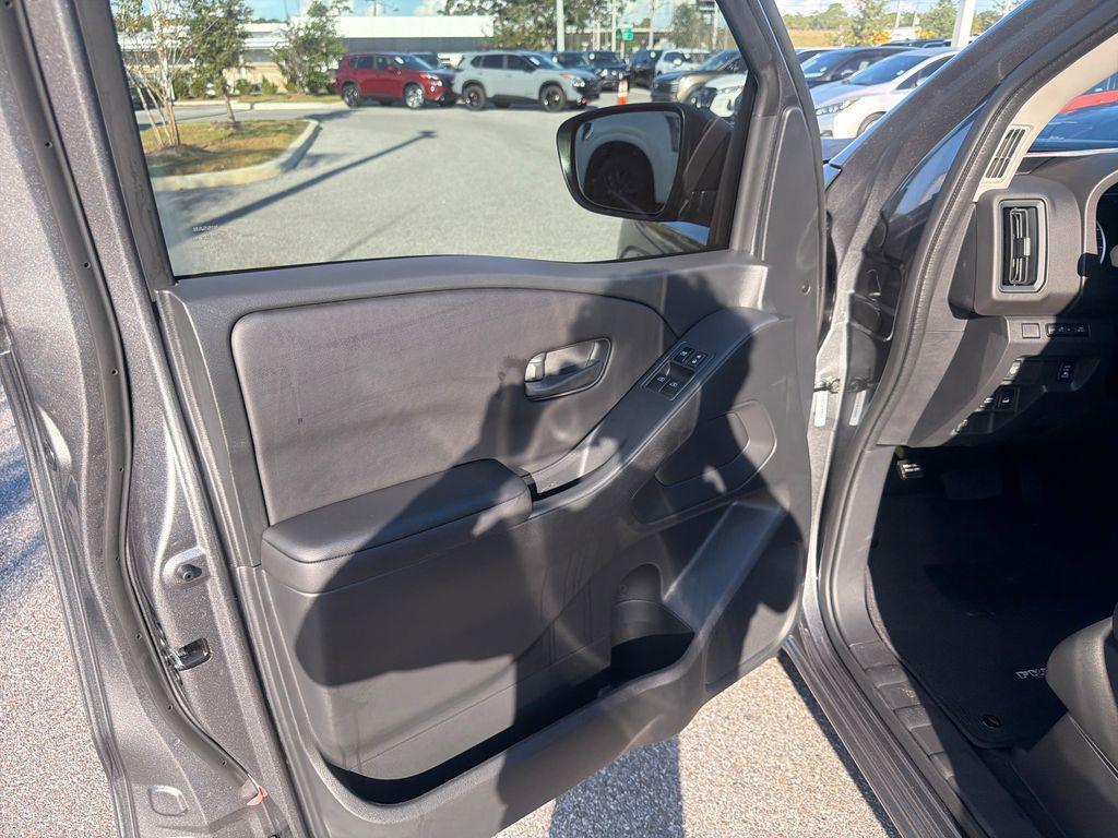 new 2026 Nissan Frontier car, priced at $37,243