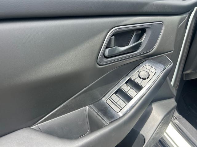 new 2025 Nissan Rogue car, priced at $29,301