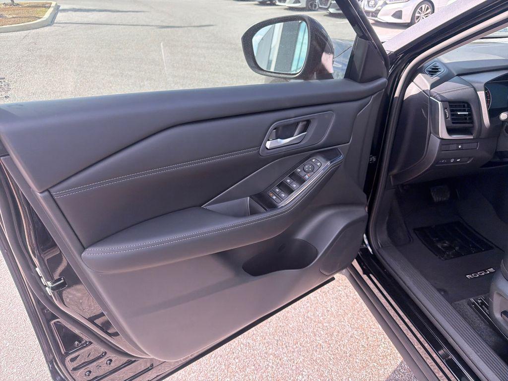 new 2026 Nissan Rogue car, priced at $33,105