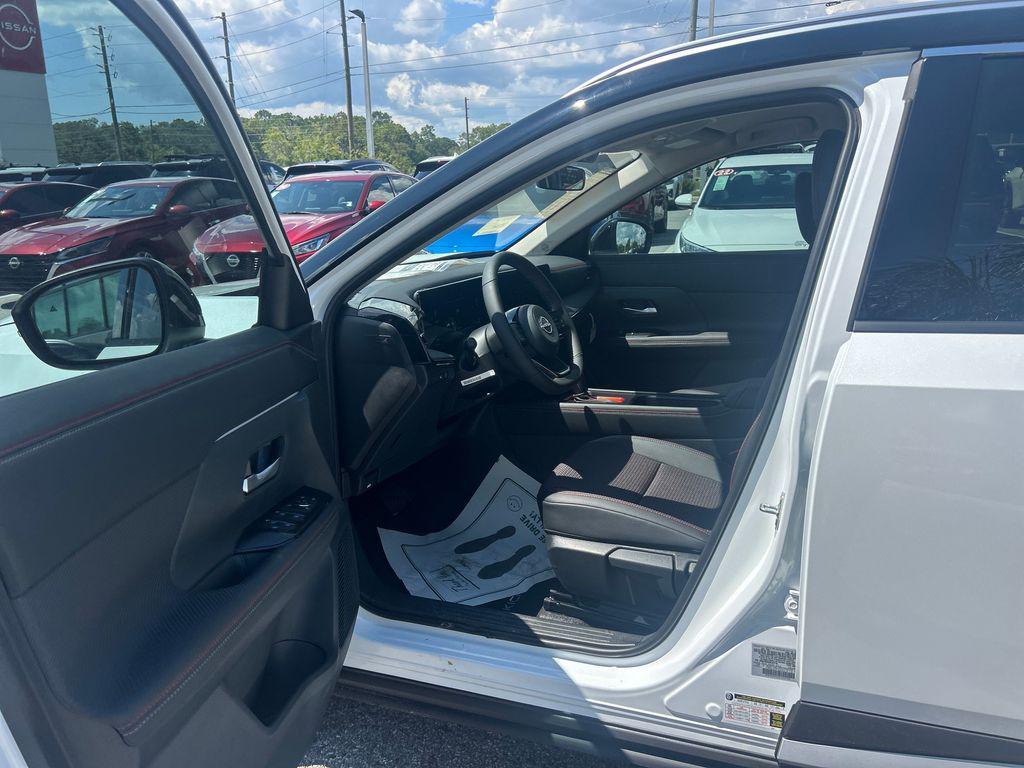 new 2025 Nissan Kicks car, priced at $28,883