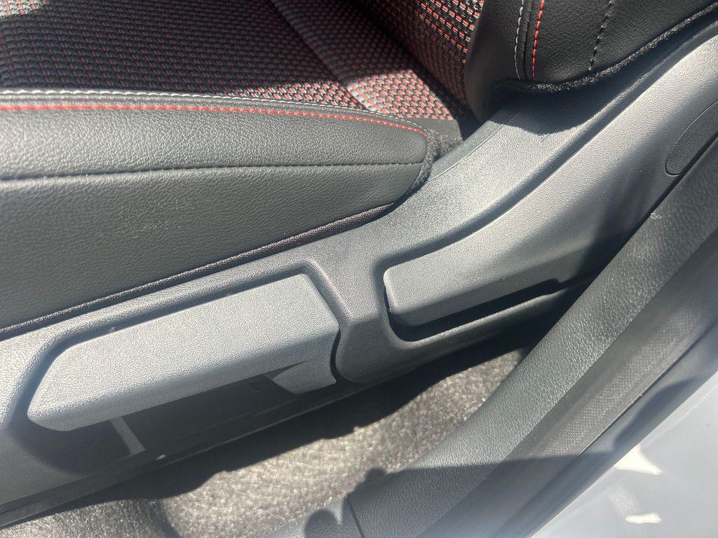 new 2025 Nissan Kicks car, priced at $28,156