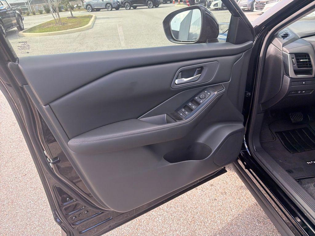 new 2026 Nissan Rogue car, priced at $31,659