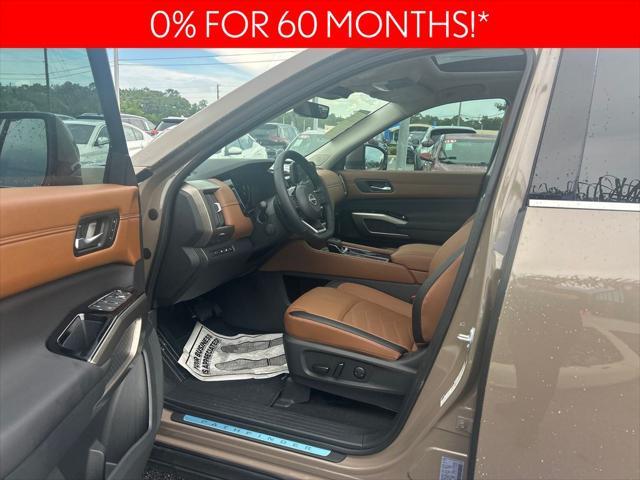 new 2025 Nissan Pathfinder car, priced at $48,985