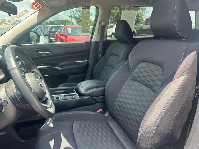 used 2022 Nissan Pathfinder car, priced at $31,921