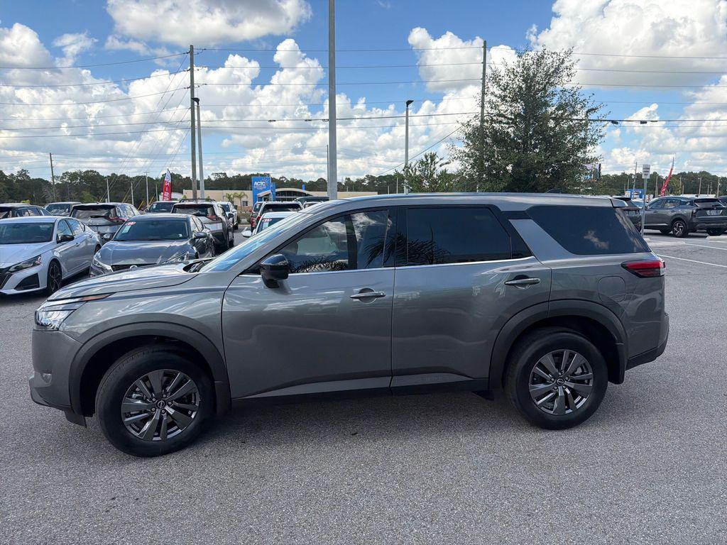 new 2025 Nissan Pathfinder car, priced at $36,477