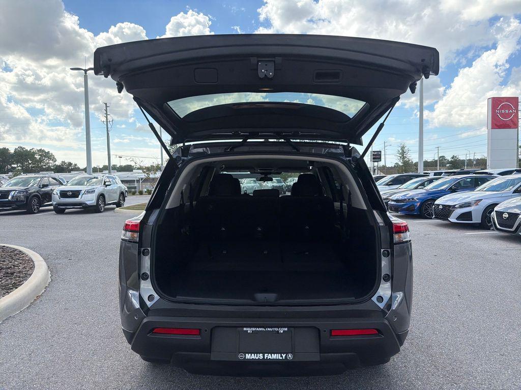 new 2025 Nissan Pathfinder car, priced at $36,477