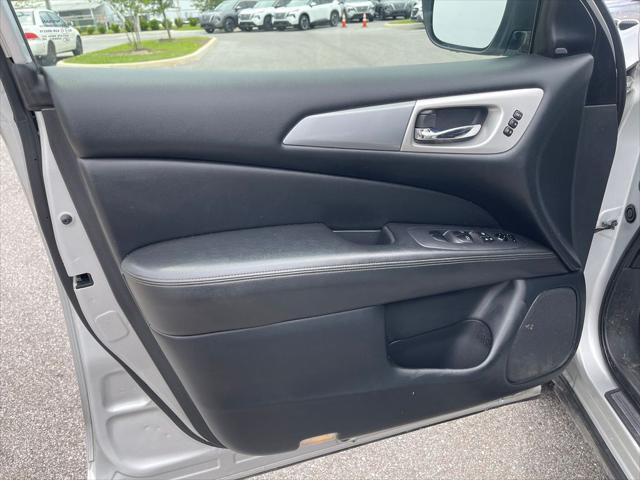 used 2020 Nissan Pathfinder car, priced at $14,421