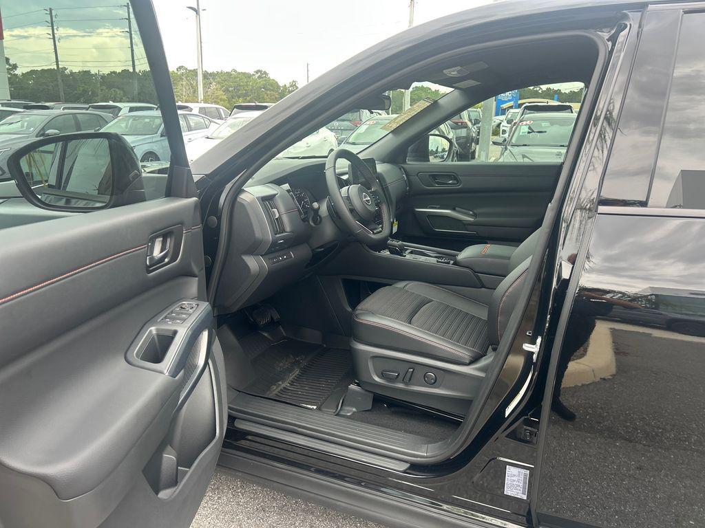 new 2025 Nissan Pathfinder car, priced at $43,143