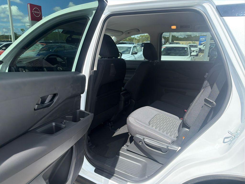new 2025 Nissan Pathfinder car, priced at $38,449