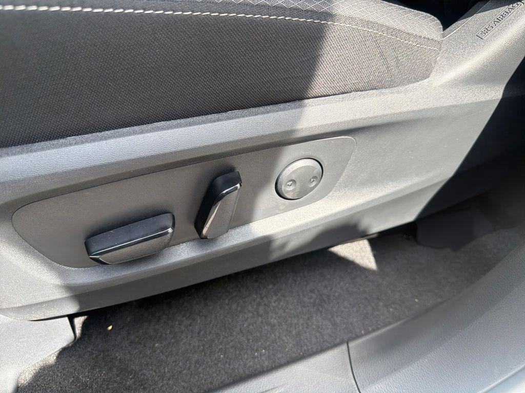 new 2025 Nissan Pathfinder car, priced at $38,449