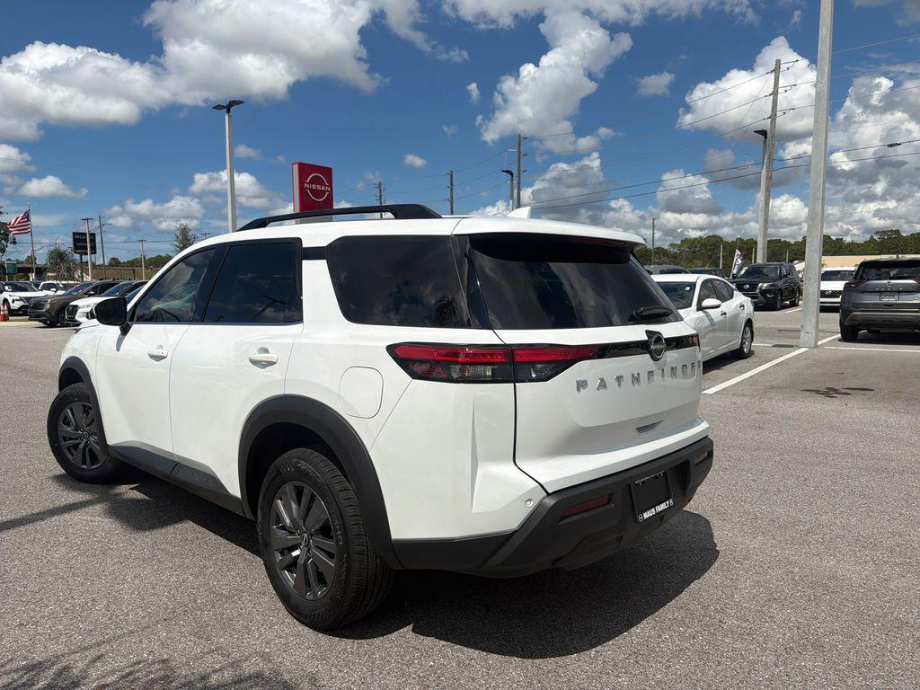 new 2025 Nissan Pathfinder car, priced at $38,449
