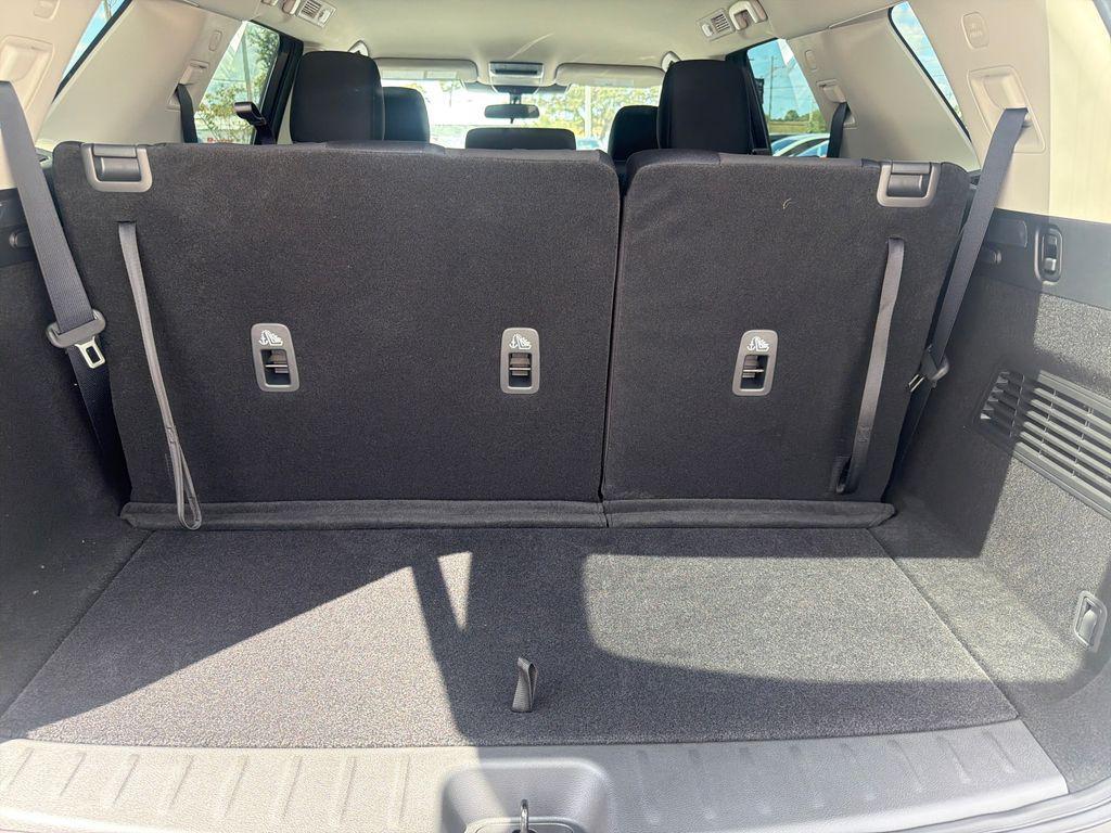 new 2025 Nissan Pathfinder car, priced at $38,449