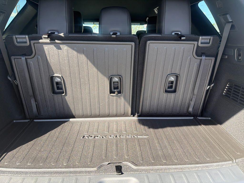 new 2025 Nissan Pathfinder car, priced at $44,187