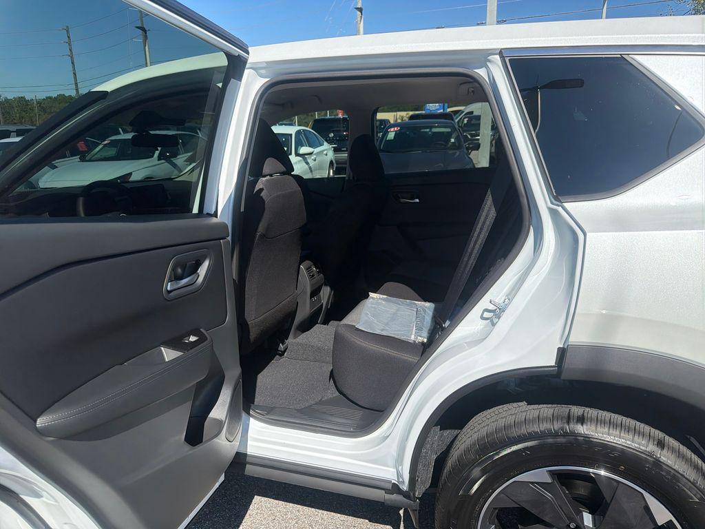 new 2026 Nissan Rogue car, priced at $31,704