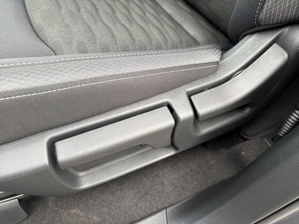 new 2025 Nissan Pathfinder car, priced at $35,477