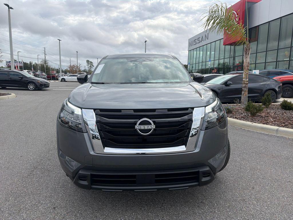 new 2025 Nissan Pathfinder car, priced at $35,477