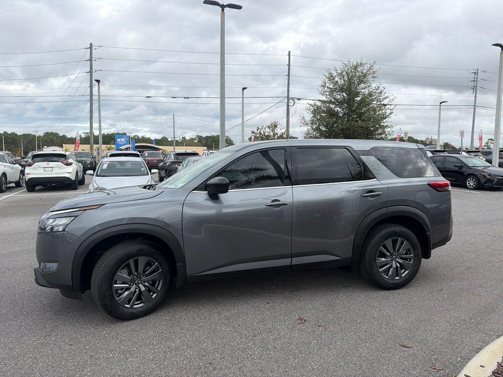 new 2025 Nissan Pathfinder car, priced at $35,477
