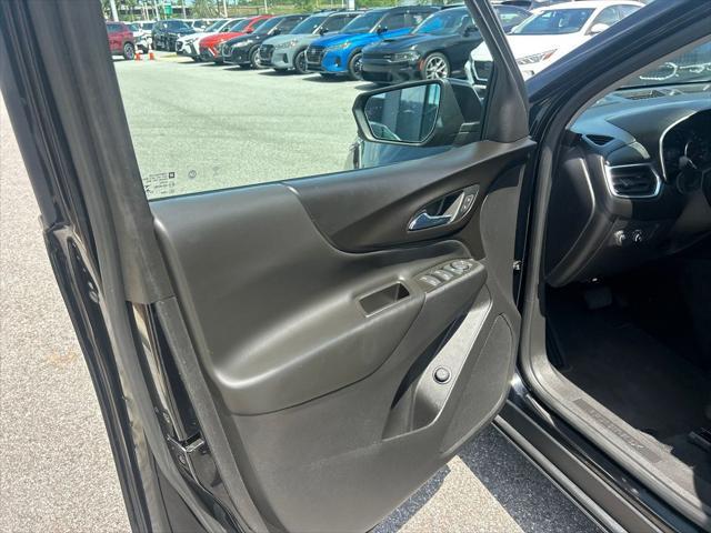 used 2022 Chevrolet Equinox car, priced at $21,006