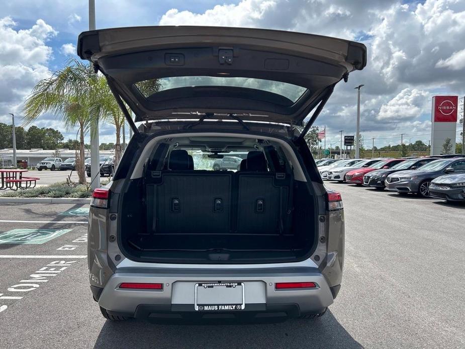 new 2024 Nissan Pathfinder car, priced at $49,010