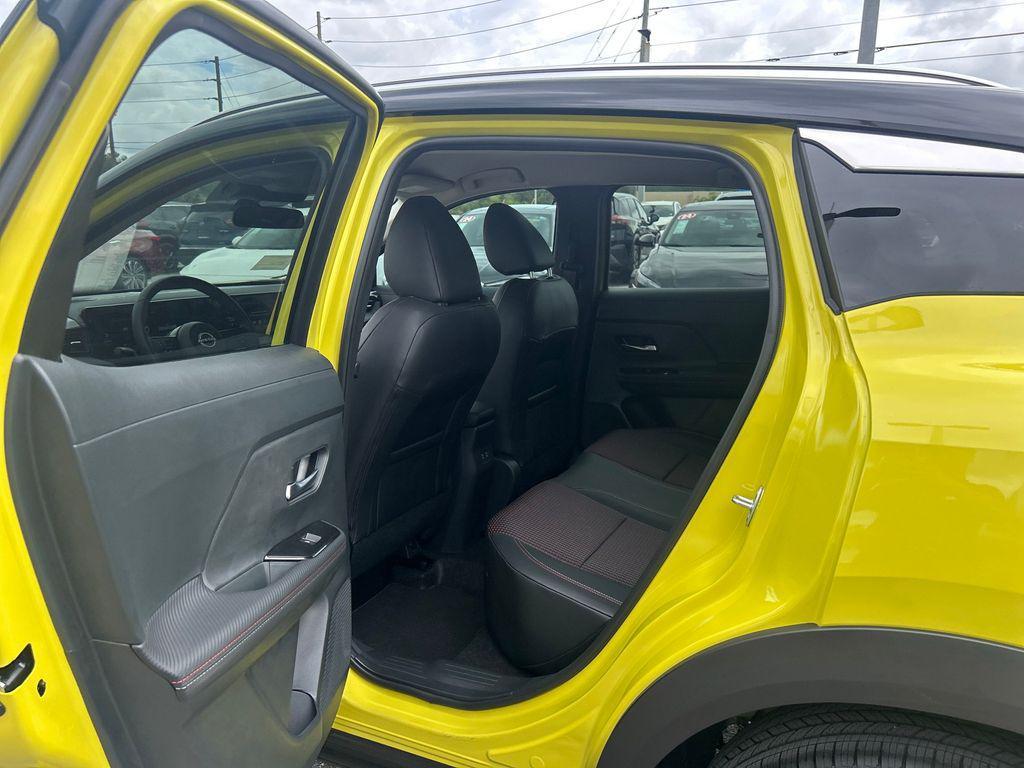 new 2025 Nissan Kicks car, priced at $28,789