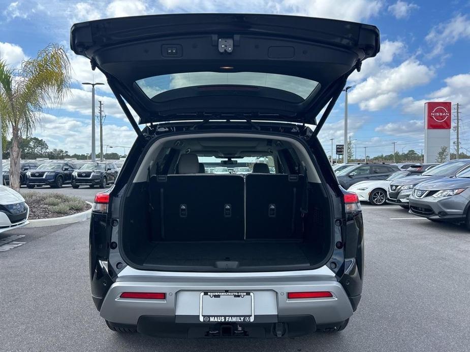 new 2024 Nissan Pathfinder car, priced at $45,225