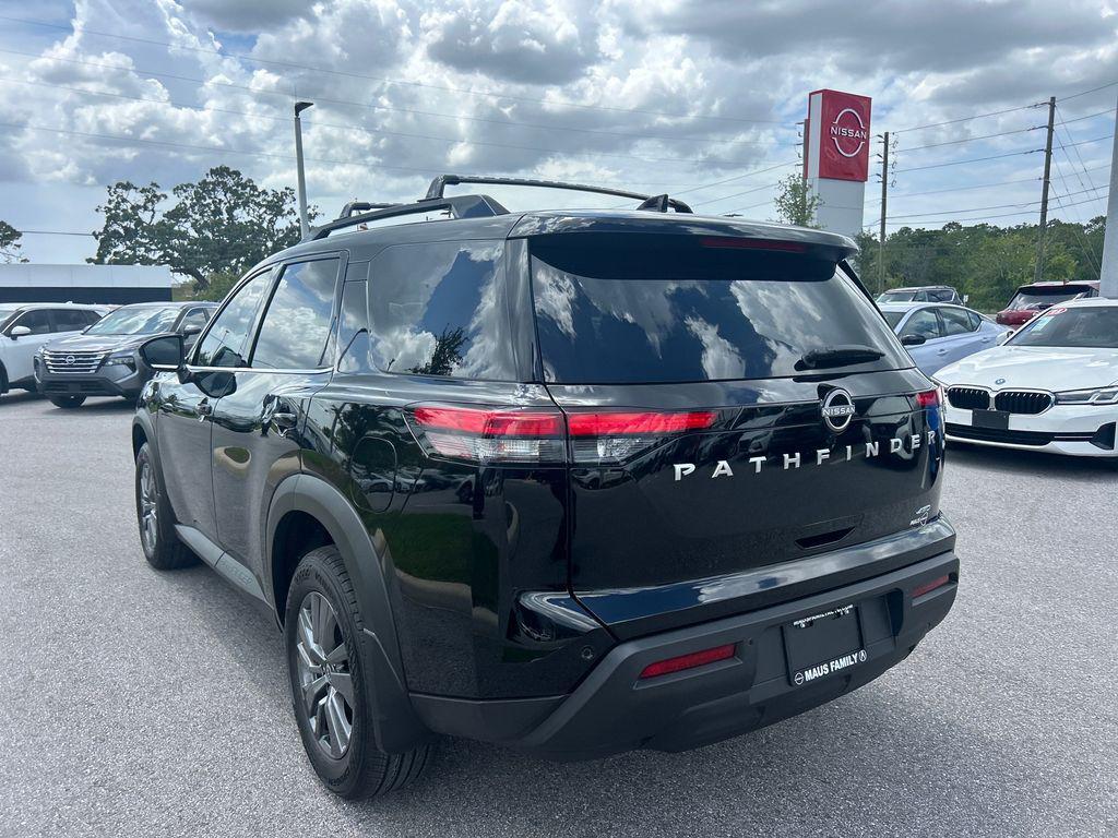 new 2025 Nissan Pathfinder car, priced at $40,780