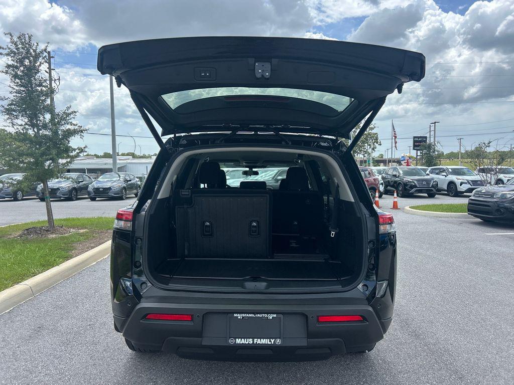 new 2025 Nissan Pathfinder car, priced at $40,780