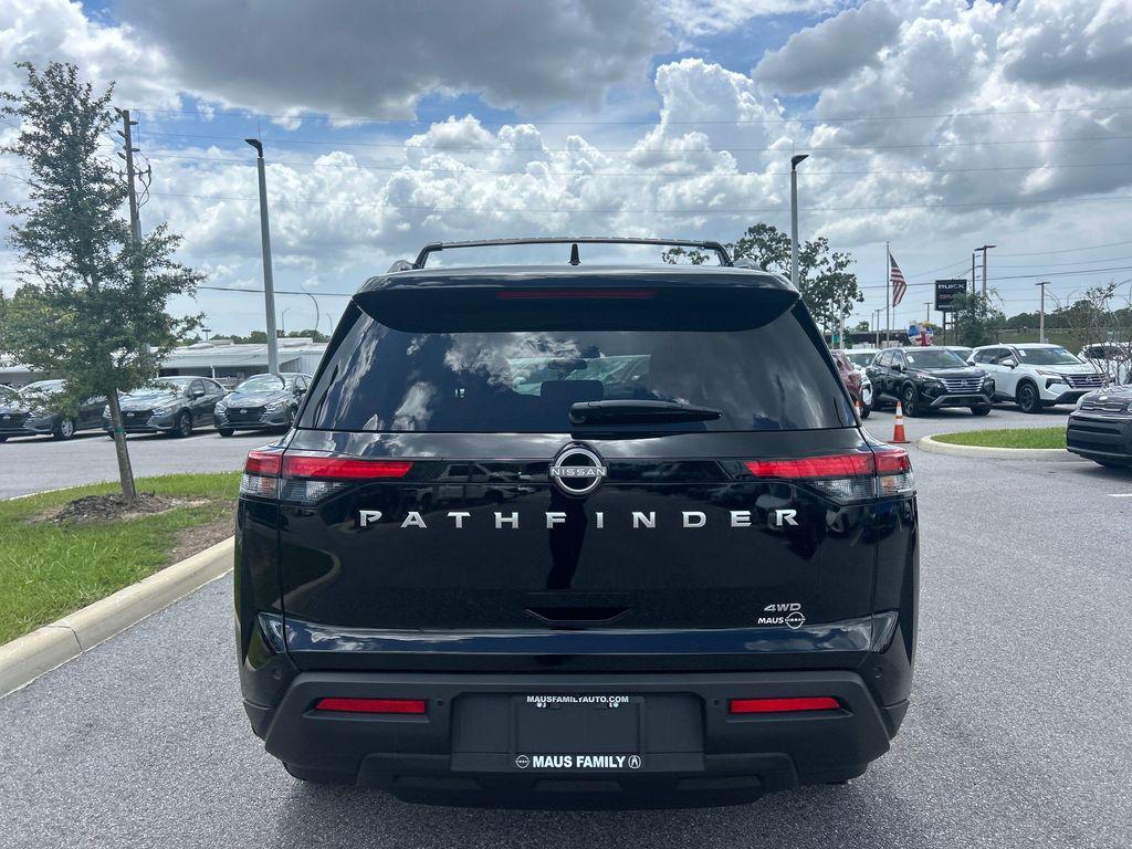 new 2025 Nissan Pathfinder car, priced at $40,780